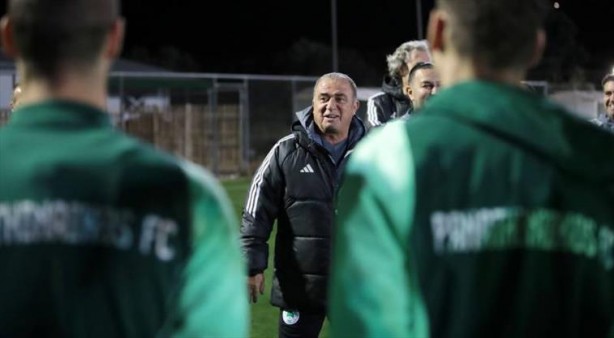 Foto - Fatih Terim Yunanistan'ı karıştırdı! 'Bir p..i takımın başına nasıl getirirsin' diyerek birbirlerine girdiler
