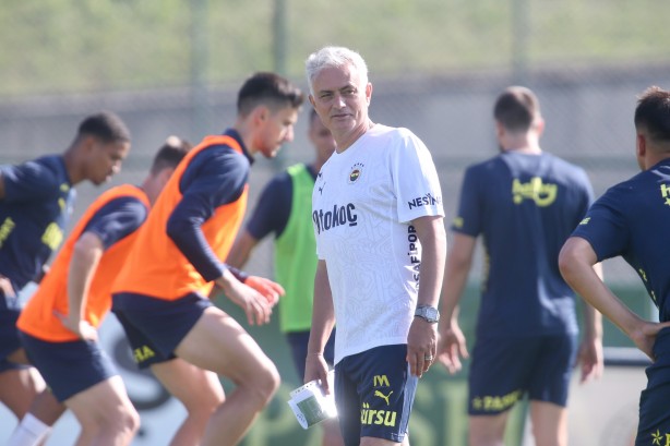 Foto - Fatih Terim'in prensi Fenerbahçe'nin orta sahasına geliyor! İstenilen rakama kimse inanamadı: Milyonlarca dolarlık proje onaylandı
