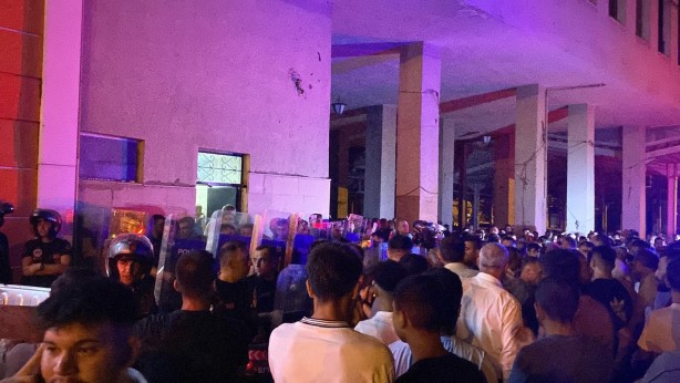 Foto - Fatih Tezcan'dan Suriyeli paylaşımı: Bu şerefsizliği bir Türk yapsa bütün Türklerin dükkanları yakılacak mıydı? 