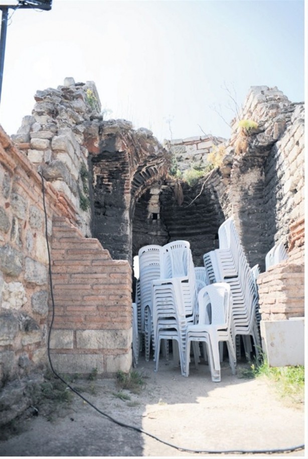 Foto - Fatih’in emanetleri can çekişiyor