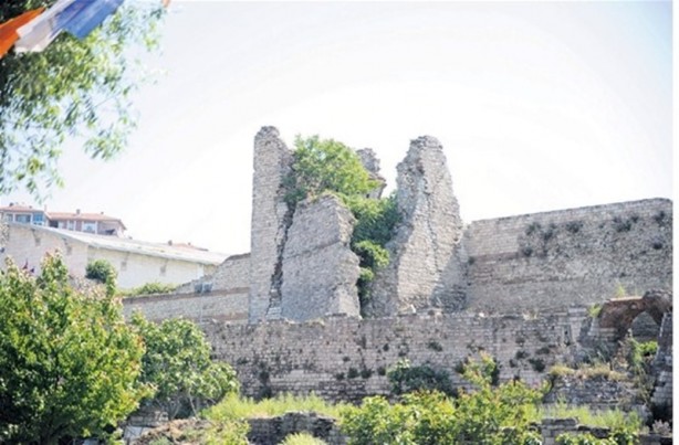 Foto - Fatih’in emanetleri can çekişiyor