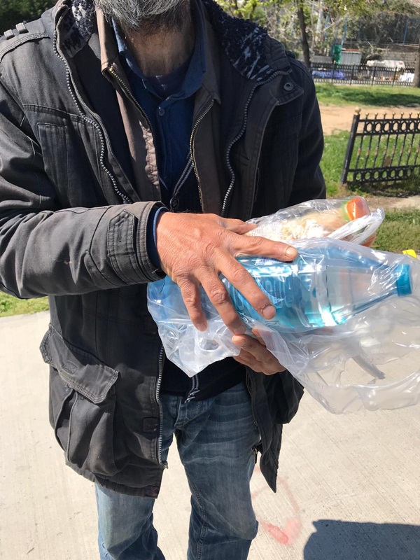 Foto - Fatih'in Torunları Derneğinden sokakta kalanlara destek