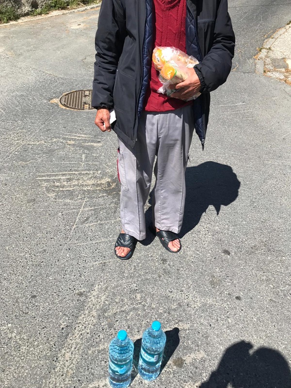 Fatih'in Torunları Derneğinden sokakta kalanlara destek