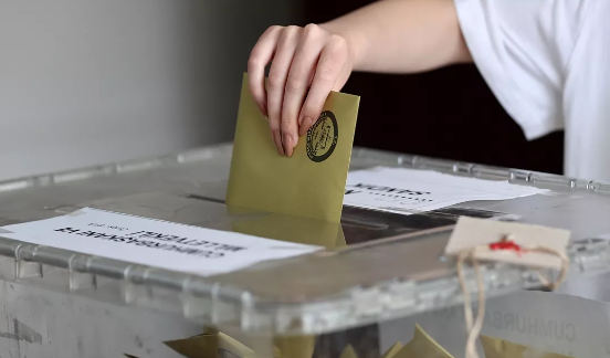 Foto - Fatih'te "AK Parti kaybetsin" diye adaylarını geri çektiler! CHP'ye destek verecekler