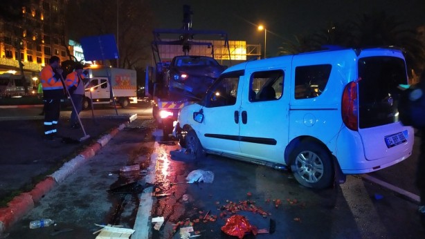 Foto - Fatih'te feci kaza: Yaralılar var