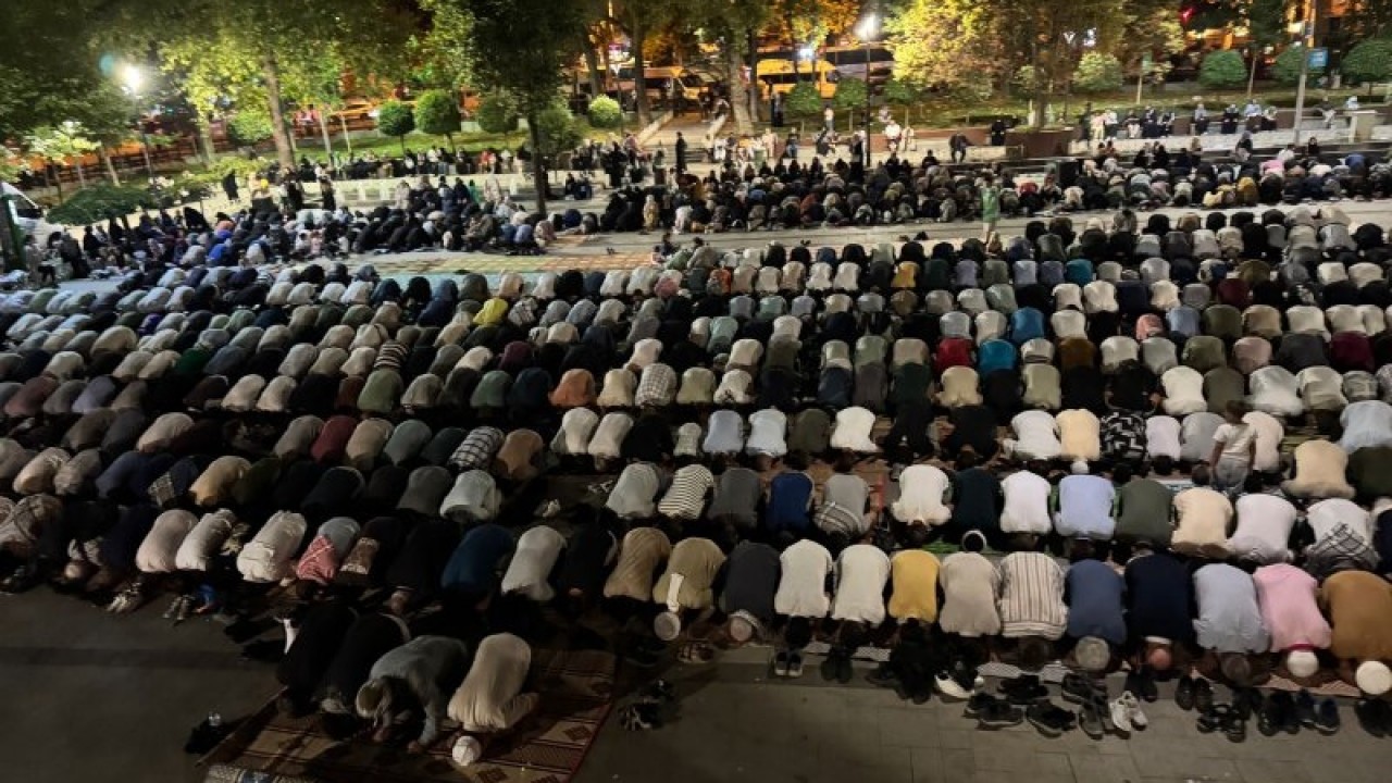 Fatih'te Gazze için yürüyüş ve kunut: İşgal planlarınız bozguna uğrayacak!