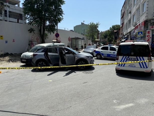 Foto - Fatih'te öğretmene silahlı saldırı: Aracına defalarca ateş açıldı