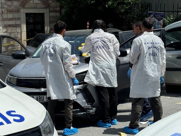 Foto - Fatih'te öğretmene silahlı saldırı: Aracına defalarca ateş açıldı