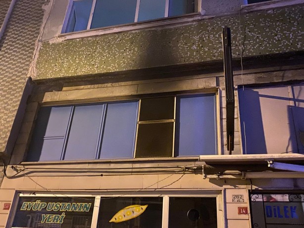 Foto - Fatih'te pideci dükkanında yangın