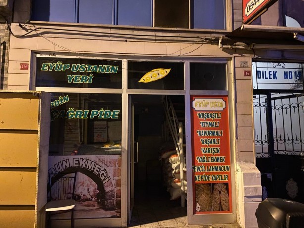 Fatih'te pideci dükkanında yangın