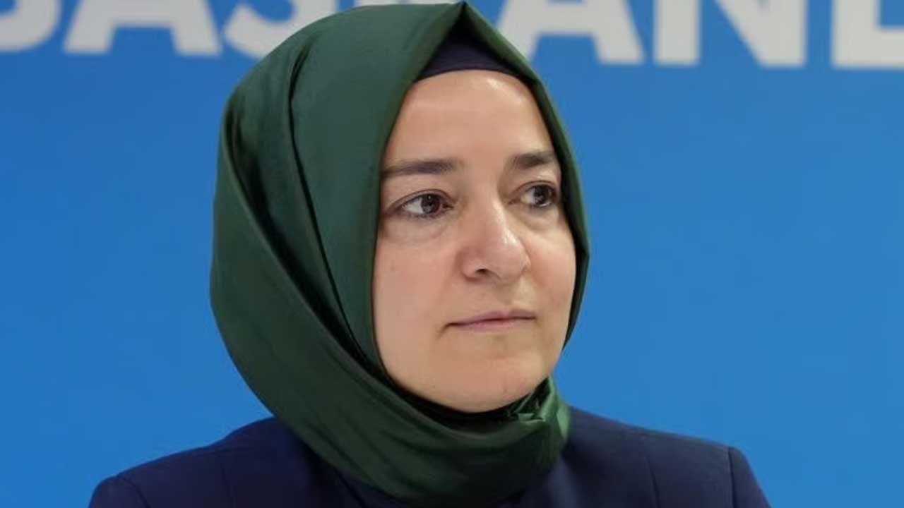 Foto - Fatma Betül Sayan Kaya ve eşinden beklenen adım geldi
