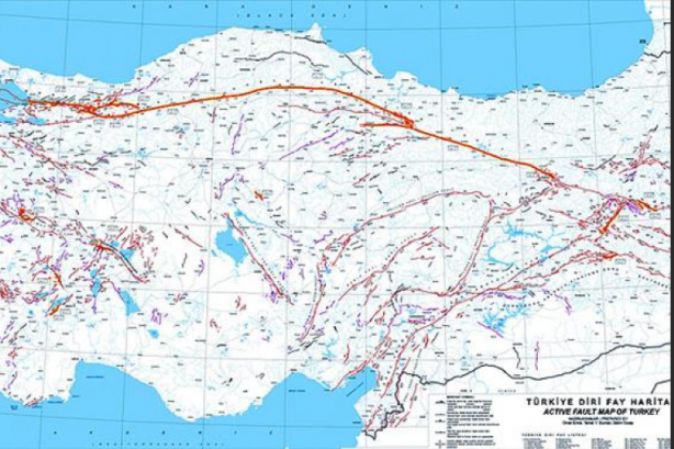 Foto - Fay hatları bir ilimizin çevresini tamamen sardı! Tsunami tehlikesi var, 7.2 şiddetinde deprem olabilir