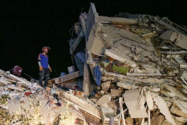 Foto - "Fay hattı kırıldı! Depremin şiddeti 8"