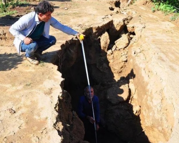 Foto - Fay hattında korkutan görüntü: Yer yarıldı!