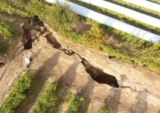 Foto - Fay hattında korkutan görüntü: Yer yarıldı!