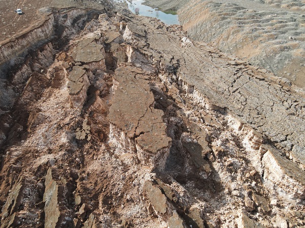Foto - Fay hattının başlangıcı böyle görüntülendi! Deprem devasa yarıklar oluşturdu