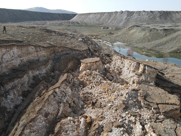 Foto - Fay hattının başlangıcı böyle görüntülendi! Deprem devasa yarıklar oluşturdu