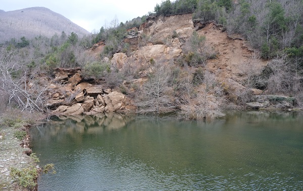 Foto - Fay hattının geçtiği bölge havadan görüntülendi | Amanos'ta depremden sonra oluştu!