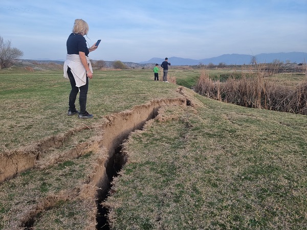 Foto - Fay kırıkları görüntülendi! Deprem bölgesinden korkutan tablo