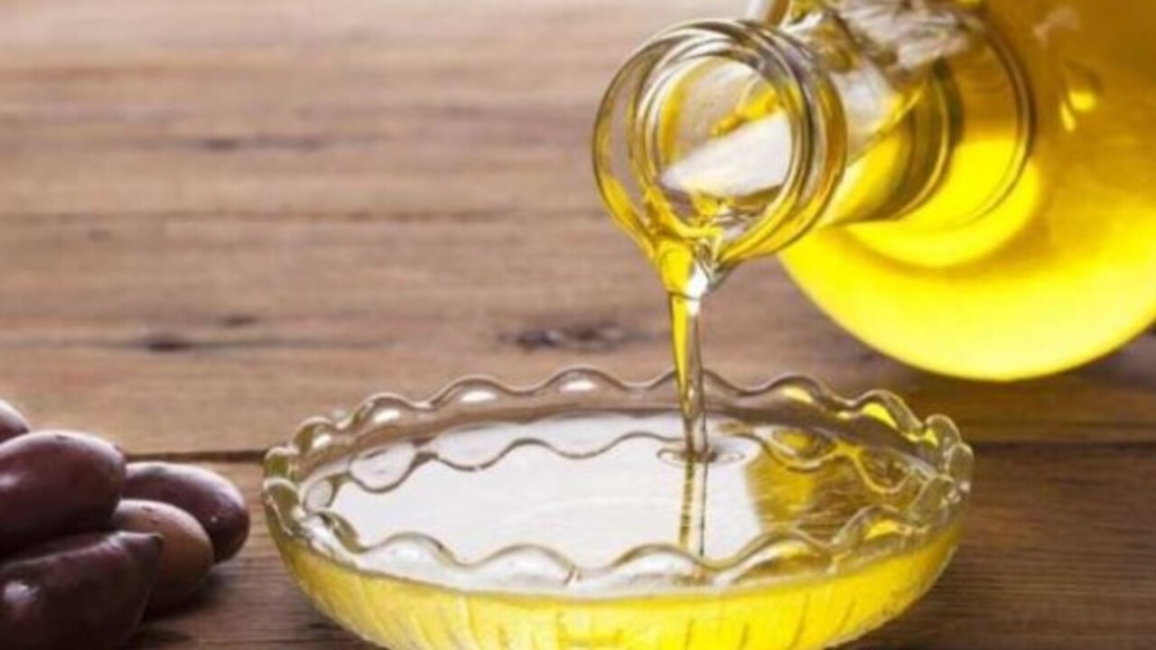 Foto - Faydasına çok şaşıracaksınız! Bir yemek kaşığı zeytinyağına iki damla limon sıkıp içince bakın ne oluyor