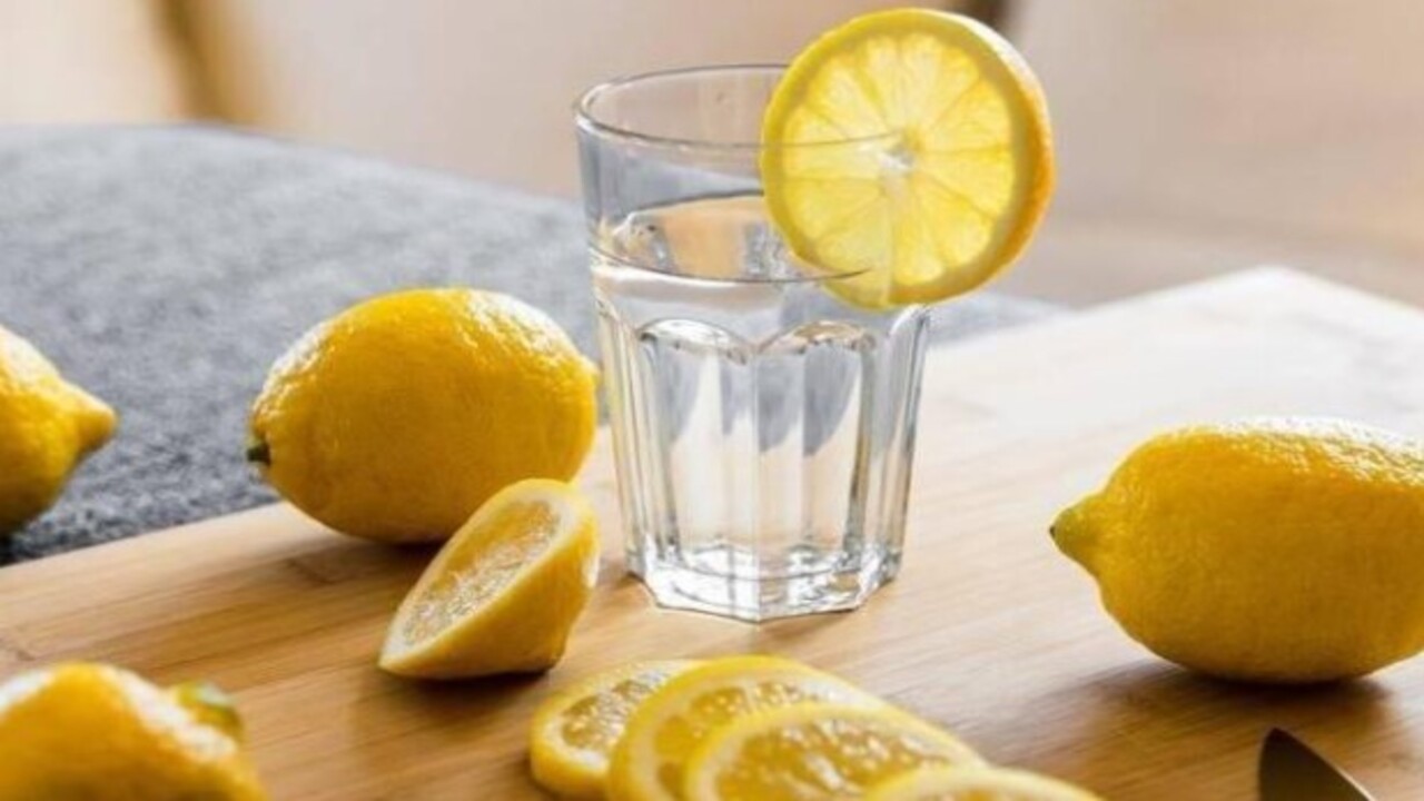 Foto - Faydasına çok şaşıracaksınız! Sabah aç karnına limonlu su içince bakın ne oluyor