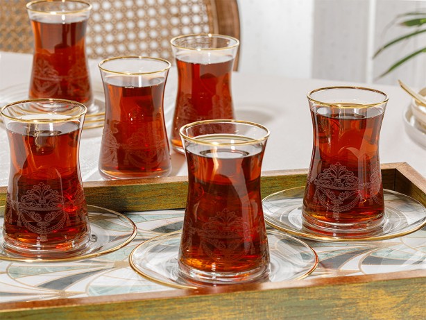 Foto - Fazla çay içmek kötü mü? Günde ne kadar çay içmeliyiz?