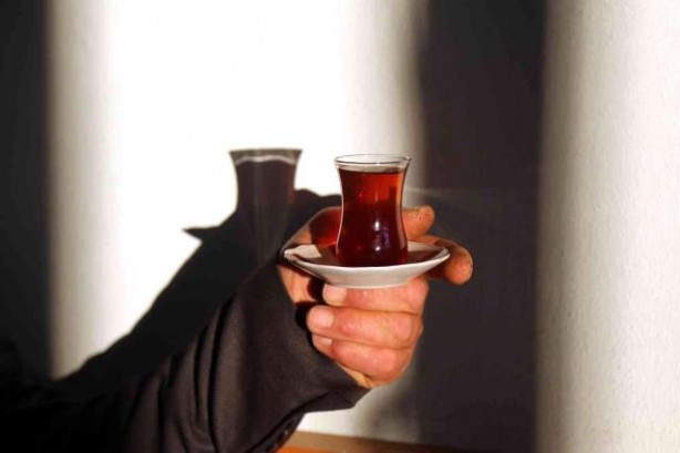 Foto - Fazla çay içmek kötü mü? Günde ne kadar çay içmeliyiz?