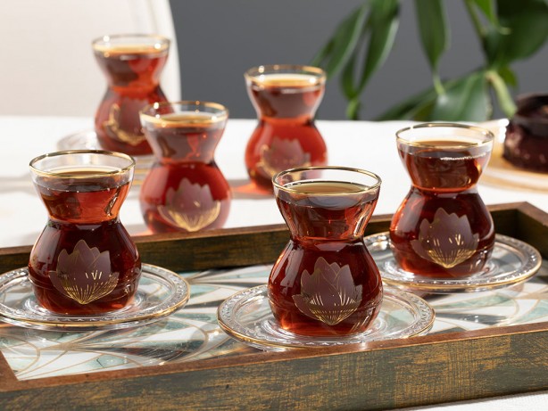 Foto - Fazla çay içmek kötü mü? Günde ne kadar çay içmeliyiz?