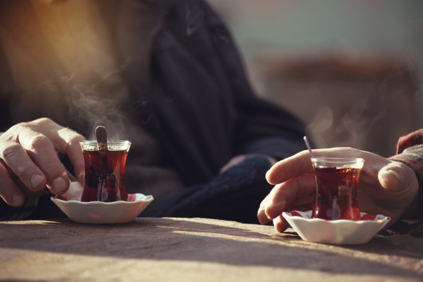 Foto - Fazla çay içmek kötü mü? Günde ne kadar çay içmeliyiz?