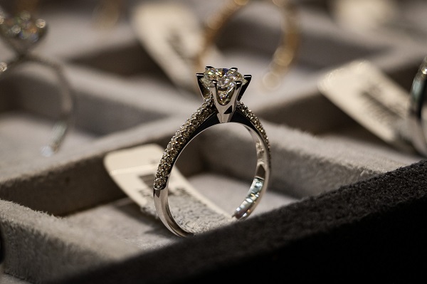 Foto - Fazla para ödemek istemeyenlerin yeni tercihi! Bu taş gerçeğinden ayırt edilemiyor