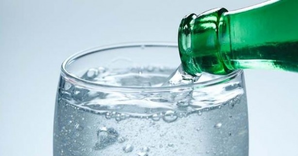 Fazla soda ve maden suyu içenler için korkutan uyarı: Sakın...