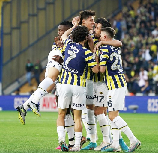 F.Bahçe'de büyük hezimet! İşte 5 sezonun faturası: Bomba haberi duyurdular...