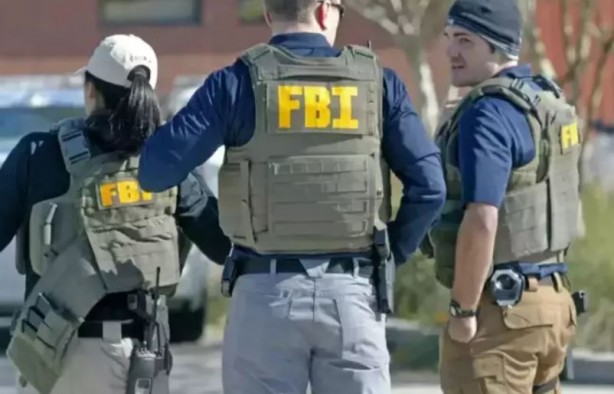 Foto - FBI’ın saha ofisine araçlı saldırı
