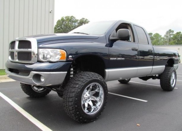 Foto - FCA'dan araçlara sakın binmeyin uyarısı! Can güvenliğini hiçe sayıyor