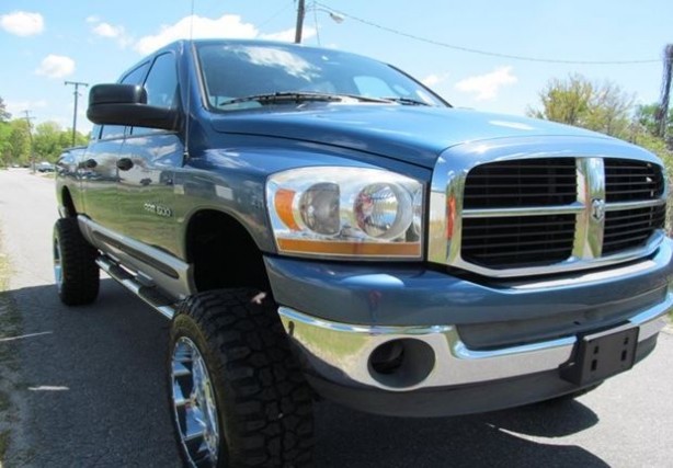 Foto - FCA'dan araçlara sakın binmeyin uyarısı! Can güvenliğini hiçe sayıyor