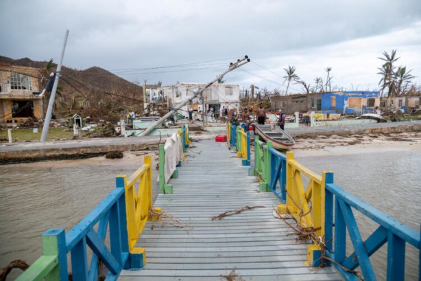 Foto - Feci görüntüler geliyor! Deprem gibi vurdu... Peş peşe ölüm haberleri