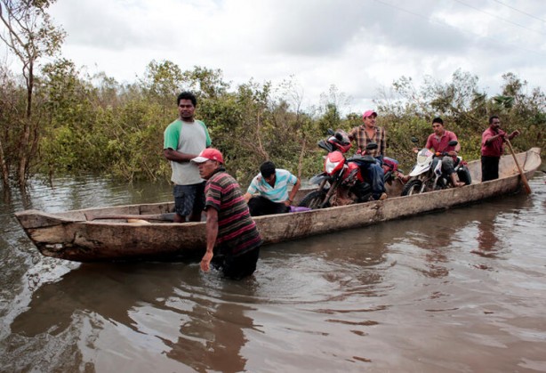 Foto - Feci görüntüler geliyor! Deprem gibi vurdu... Peş peşe ölüm haberleri