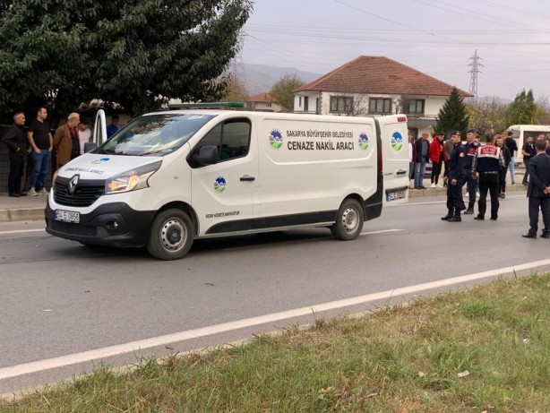 Foto - Feci kaza! 3 araç birbirine girdi: Ölü ve yaralılar var