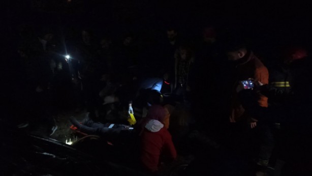 Foto - Feci kaza! Kontrolden çıkan otomobil takla attı: 2 yaralı