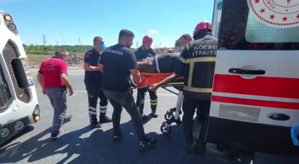Feci kaza! Kuzey Marmara Otoyolu’nda kamyon devrildi