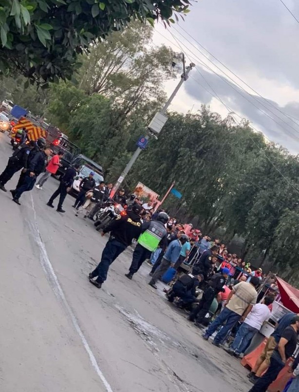 Foto - Feci kaza! Minibüs su kanalına düştü