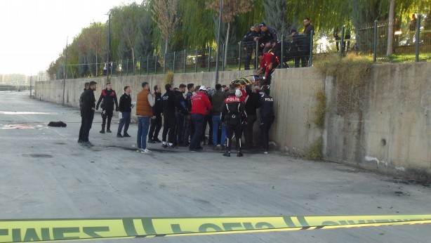 Foto - Feci olay! Sulama kanalına düşen çocuk dalgıç polisin çabasına rağmen kurtarılamadı