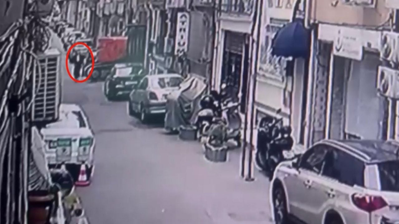Foto - Feci ölümde tüyler ürperten detay! Çatıdaki son karesini ev arkadaşı çekmiş