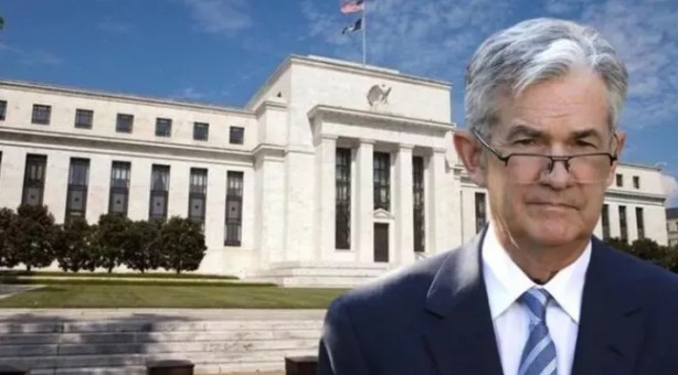FED Başkanı altında kritik durumu kabul etti ‘Kimse yumuşak iniş beklemesin’