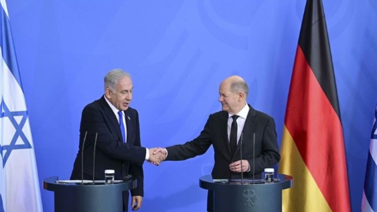 Foto - Federal hükümete ders olsun: Almanya'da ses getirecek Filistin anketi!