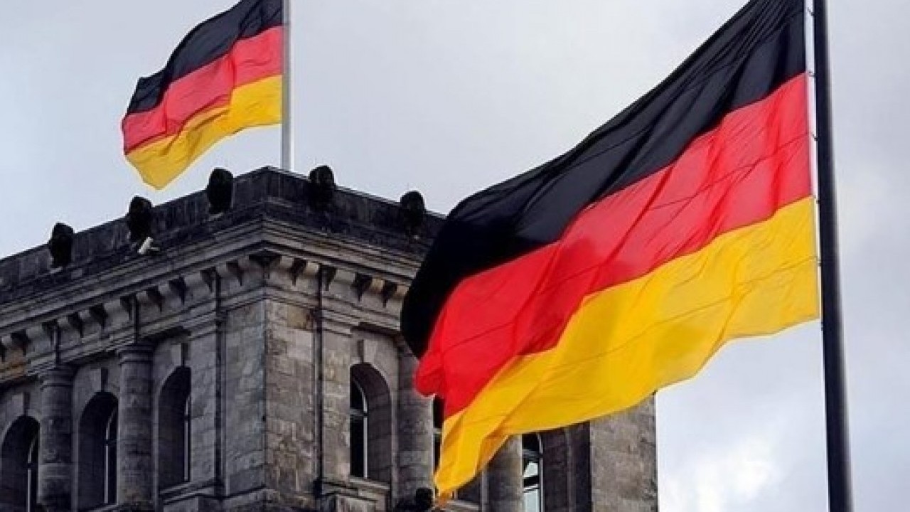 Federal hükümete ders olsun: Almanya'da ses getirecek Filistin anketi!