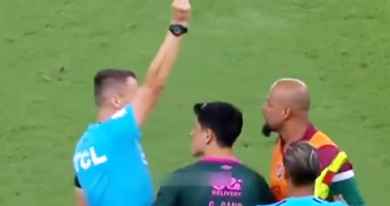 Foto - Felipe Melo çılgına döndü! O anlar kamerada... Hakemin üzerine yürüdü