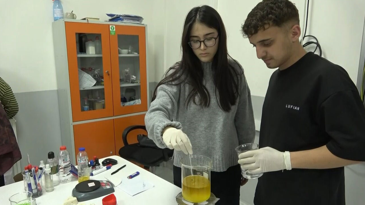 Fen lisesi öğrencilerinden örnek proje! Atık yağları sabuna dönüştürdüler