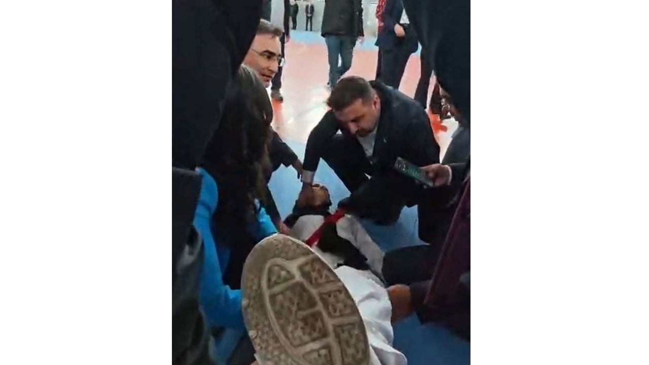 Foto - Fenalaşan öğrencinin yardımına AK Partili vekil yetişti