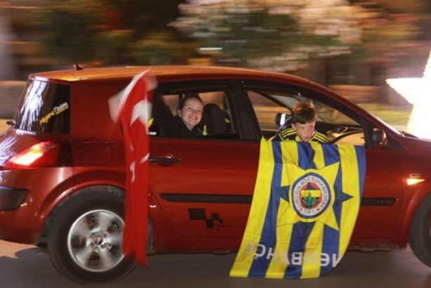 Foto - Fenerbahçe tarih yazdı, Türkiye uyumadı!